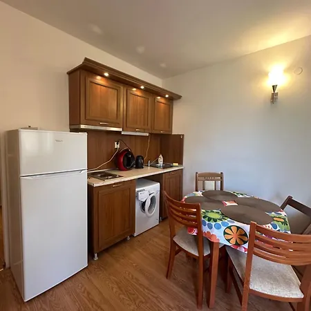 Apartament Avalon *