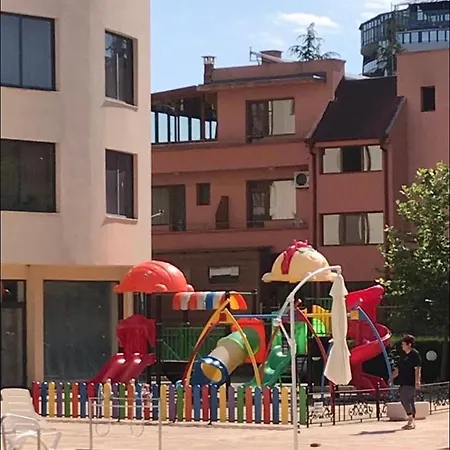 Apartament Avalon *